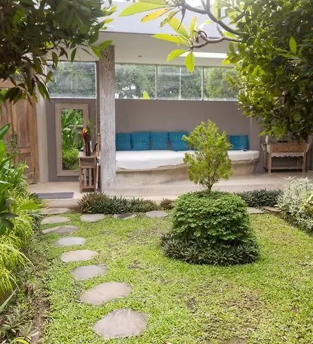 Adyashanti ~private, Peaceful Sanctuary Villa